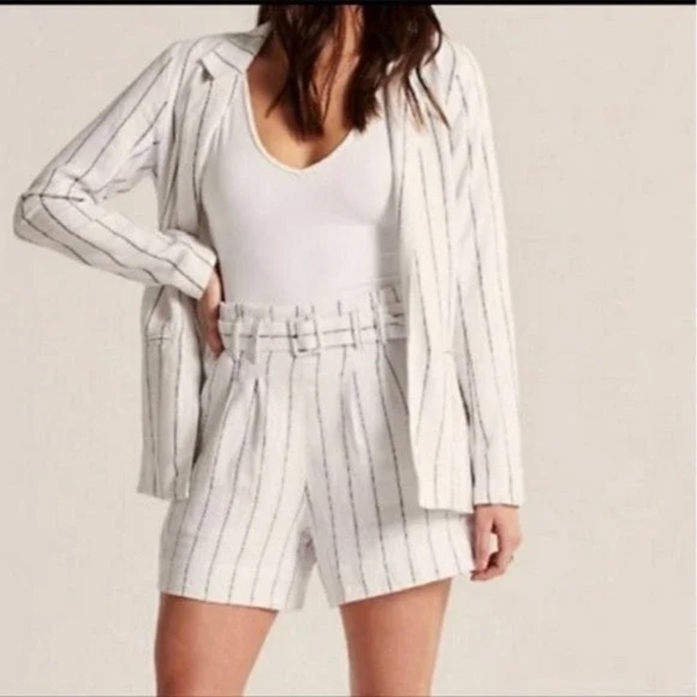 New White and Navy Pin Stripe Chic Classic Summer Blazer